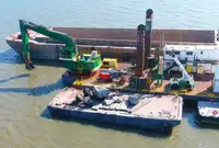Tàu nạo vét để bán