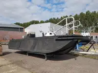 Tàu container để bán