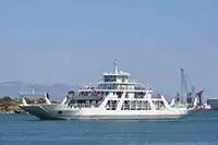 Tàu phà rao bán