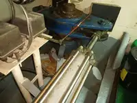 Tàu kéo để bán