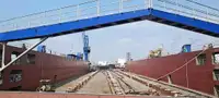 Bến tàu nổi rao bán