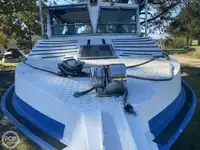 Tàu kéo lưới để bán