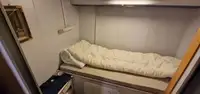 Tàu cứu hộ để bán