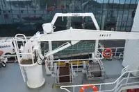 Tàu container để bán