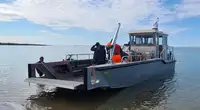 Đổ bộ Thủ công, Xe tăng rao bán