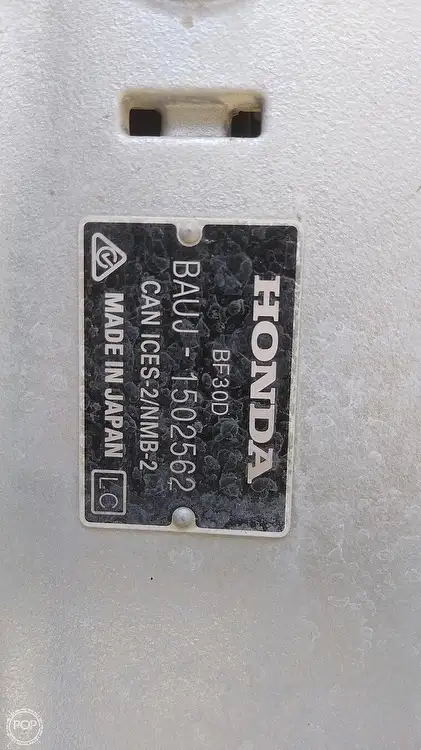 Tàu container để bán