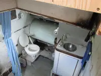 Tàu kéo để bán