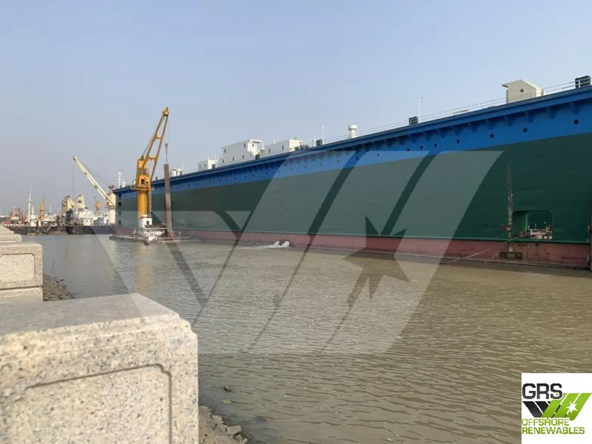Bến nổi để bán