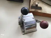 Tàu kéo lưới để bán