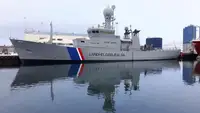 Tàu container để bán