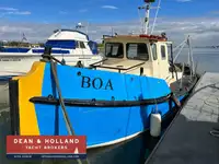 Tàu kéo để bán
