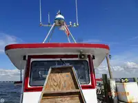 Tàu đánh cá để bán