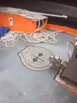 Tàu chở thủy thủ đoàn để bán