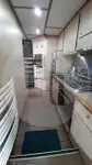 Tàu chở cá sống để bán