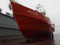 Tàu chở thủy thủ đoàn để bán