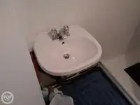 Tàu đánh cá để bán