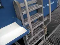 Tàu đánh cá để bán