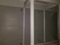 Sà lan để bán