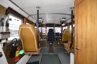 Tàu dẫn đường để bán