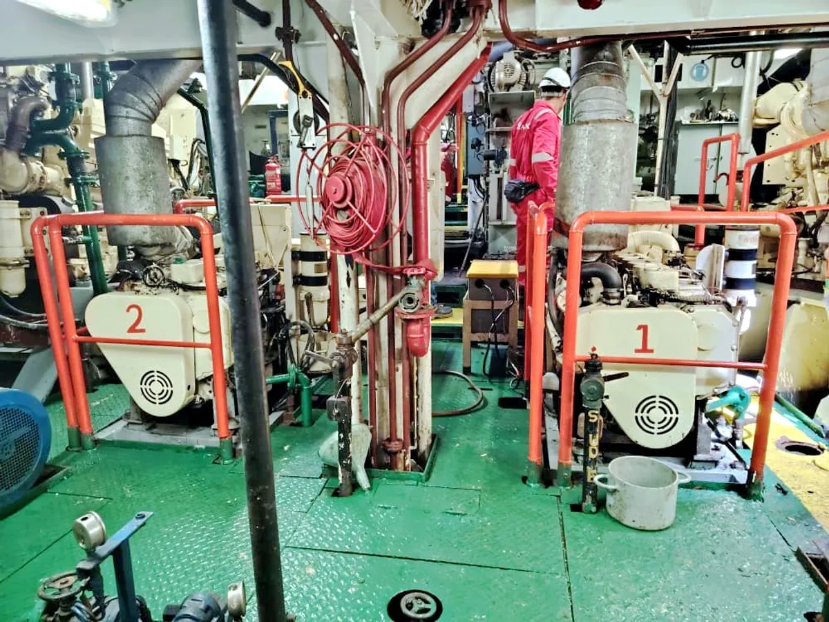 Tàu đổ bộ, chở hàng để bán