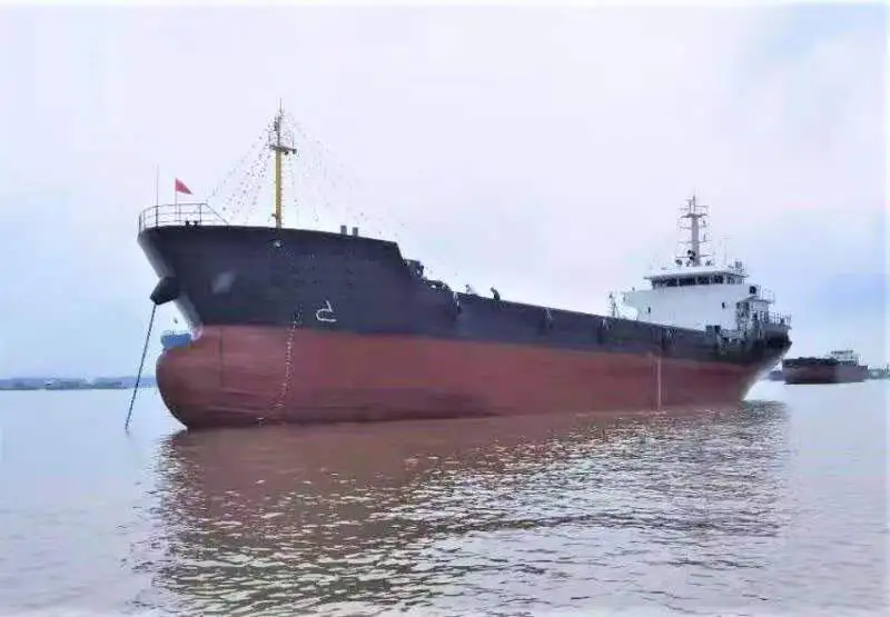 Tàu chở hàng rời để bán