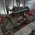 Tàu du lịch để bán