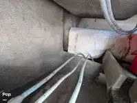 Tàu chở khách và hàng hóa để bán