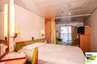 Tàu du lịch để bán