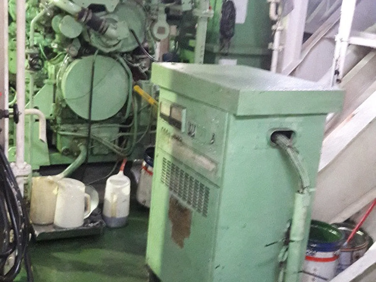 Tàu chở dầu/hóa chất để bán