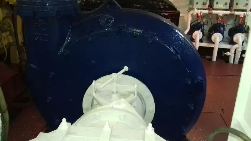 Tàu nạo vét để bán