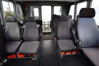 Tàu chở thủy thủ đoàn để bán