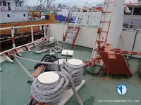 Tàu kéo lưới để bán