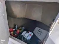 Tàu chở khách và hàng hóa để bán