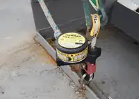 Tàu làm việc để bán