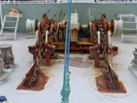 Tàu câu dài để bán