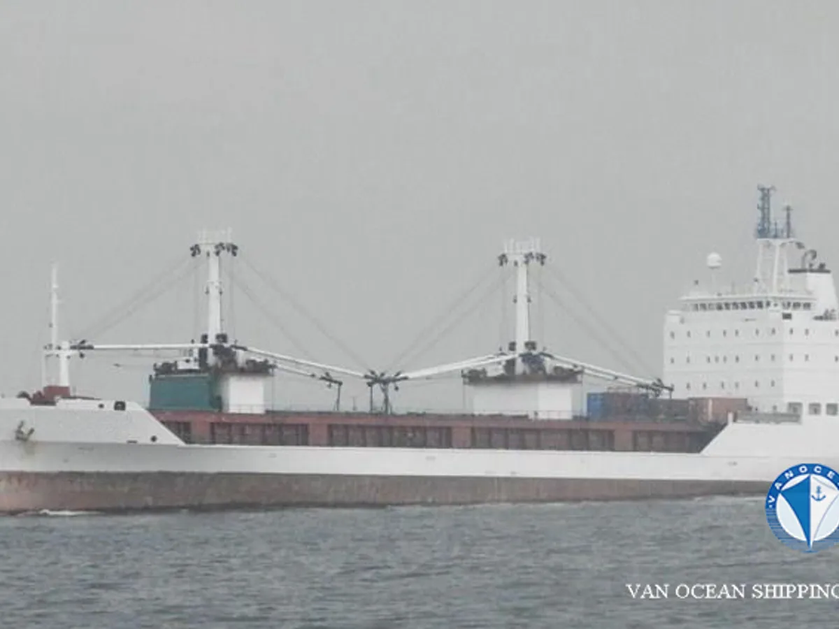 Tàu lạnh để bán