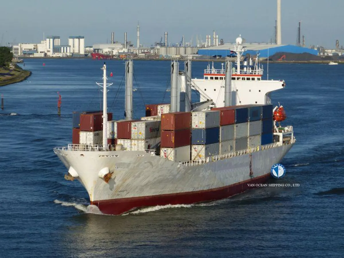 Tàu lạnh để bán