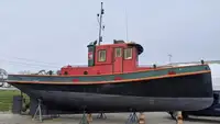 Tàu kéo để bán