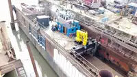 Tàu container để bán