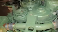Tàu kéo lưới để bán