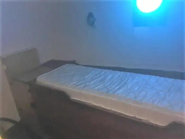 Tàu kéo để bán