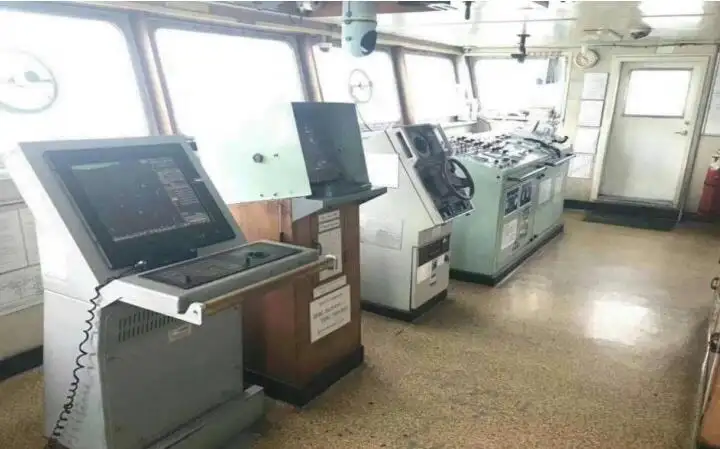 Tàu chở dầu/hóa chất để bán