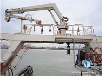 Tàu kéo lưới để bán
