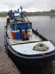 Tàu kéo để bán