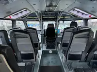 Tàu chở thủy thủ đoàn để bán