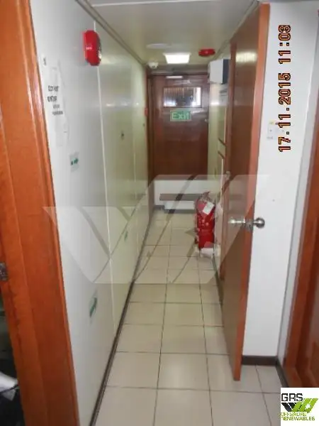 Tàu cung cấp để bán