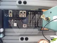 Sà lan chở người để bán