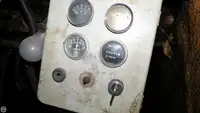Tàu kéo lưới để bán