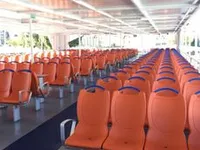Tàu chở khách để bán