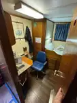 Tàu container để bán